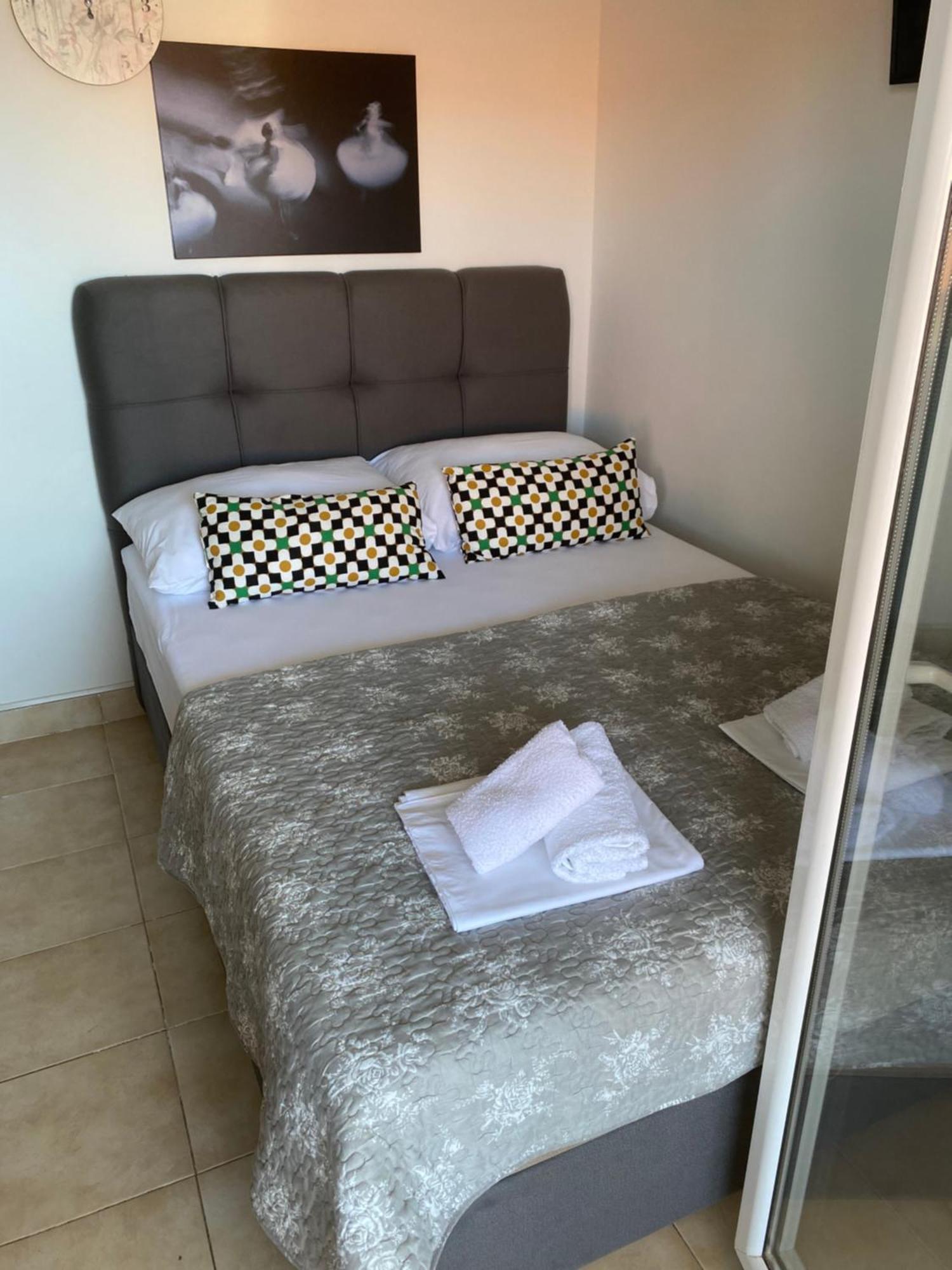 Apartmants Matic Podaca Esterno foto