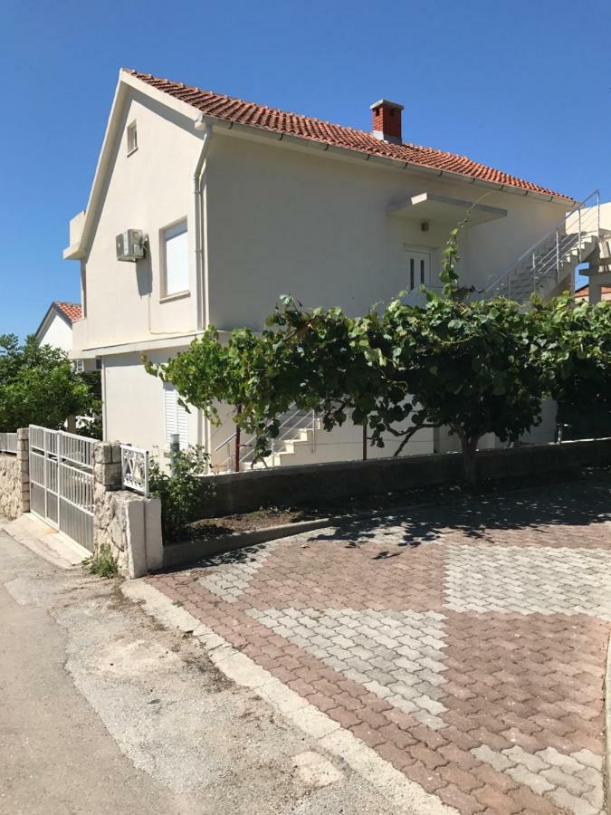Apartmants Matic Podaca Esterno foto