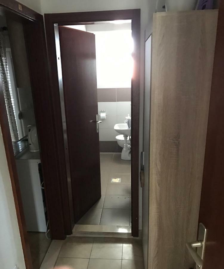 Apartmants Matic Podaca Esterno foto